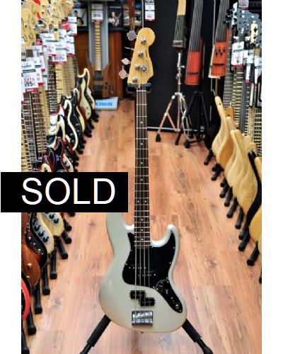 Fender Blacktop Jazz Bass